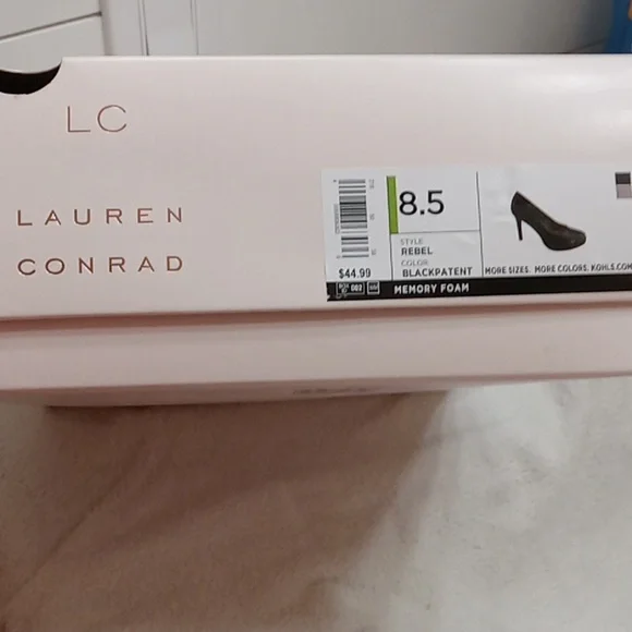 *New W/box* LC Lauren Conrad Black Patent Leather Pumps Heels Size 8.5 - Picture 7 of 8